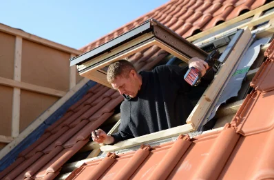 Pose de fenêtres de toit Velux à Seuillet